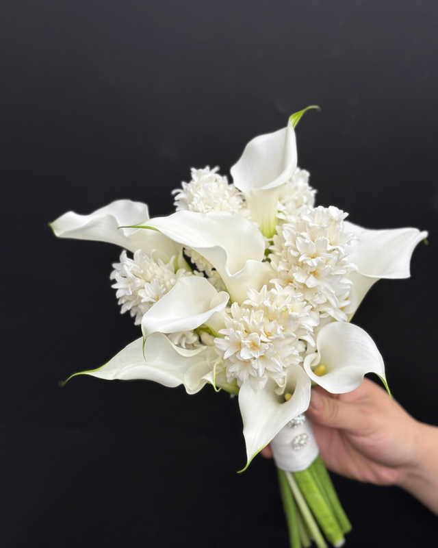 Bó hoa cưới Calla lily mix Dạ lan hương