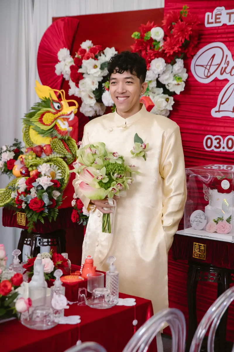 Bó hoa cưới địa lan hồng môn