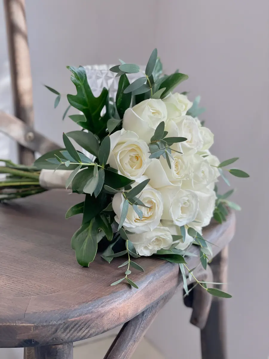 Bó hoa cưới hồng trắng