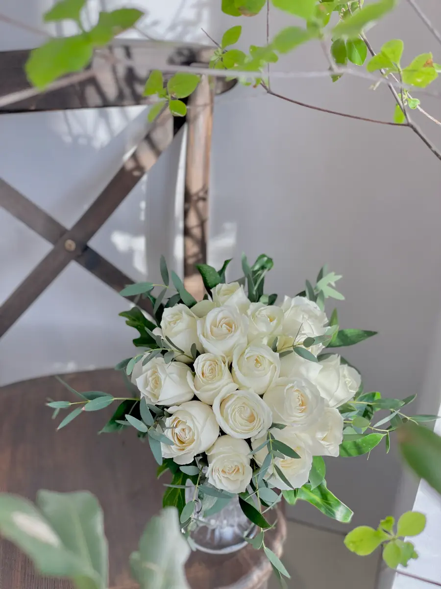 Bó hoa cưới hồng trắng
