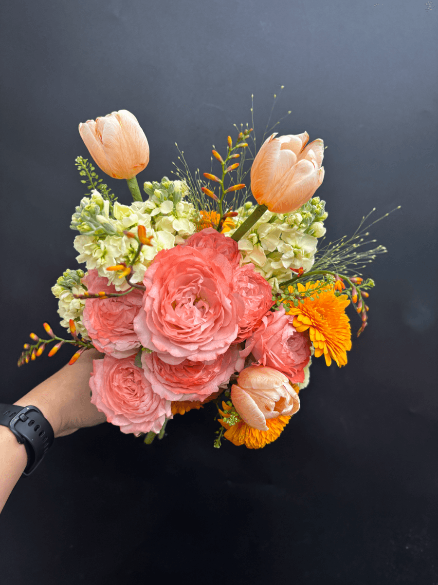 Bó hoa cưới sắc hè