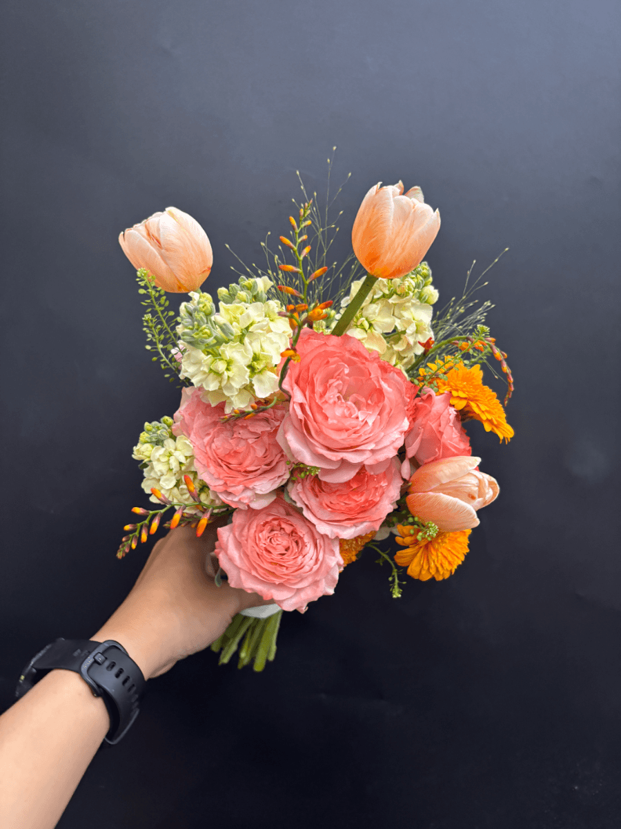 Bó hoa cưới sắc hè