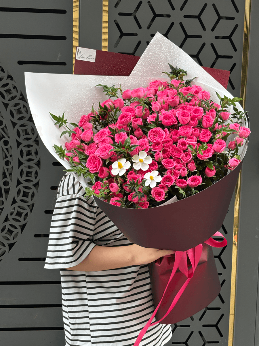Bó hoa chùm sophia giấy đỏ