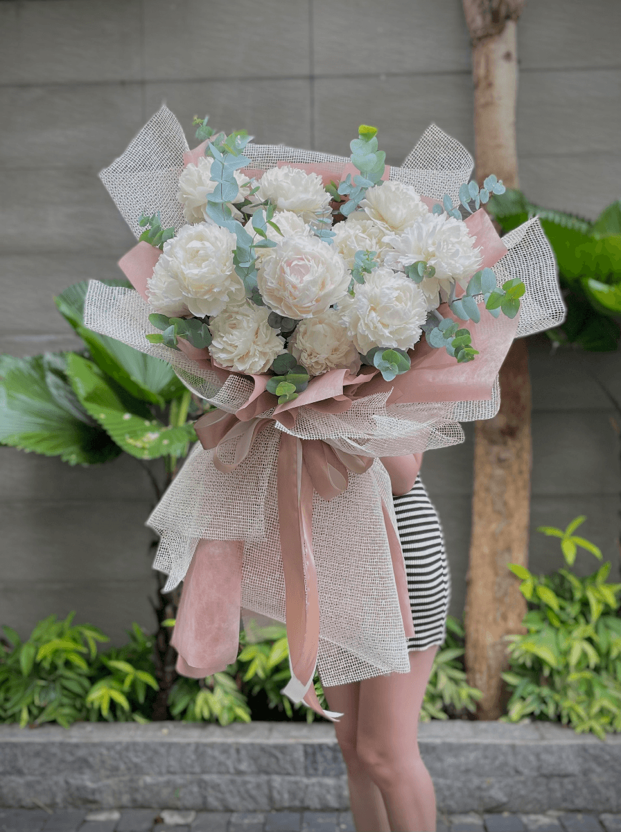 Bó hoa mẫu đơn trắng a1
